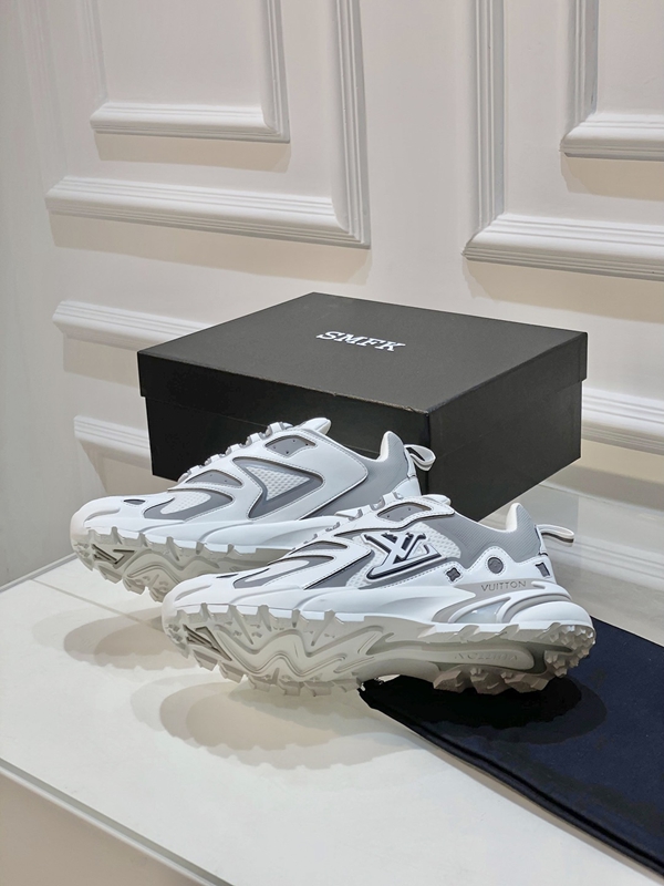 ルイヴィトン靴内部構造